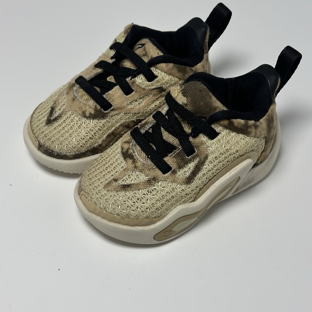 Jordan Tatum 1 Shoes Toddler Sz 4cBeige Black Athletic Slip On Trainers Sneakers